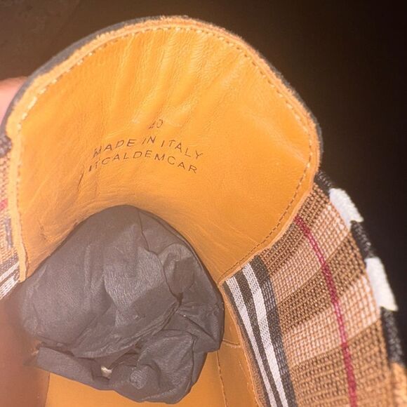 Brand new w/ box Burberry Black Leather Boots with Plaid Accent size Us 7 - Picture 10 of 12